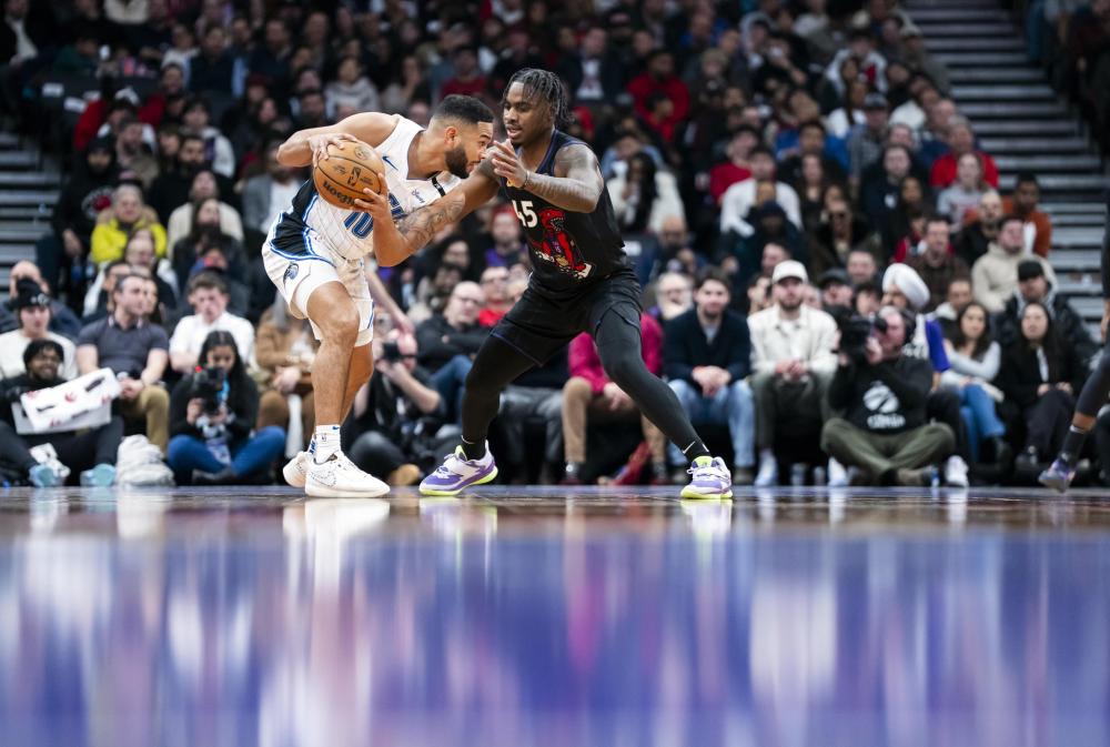 赛中给予裁 赛中给予裁