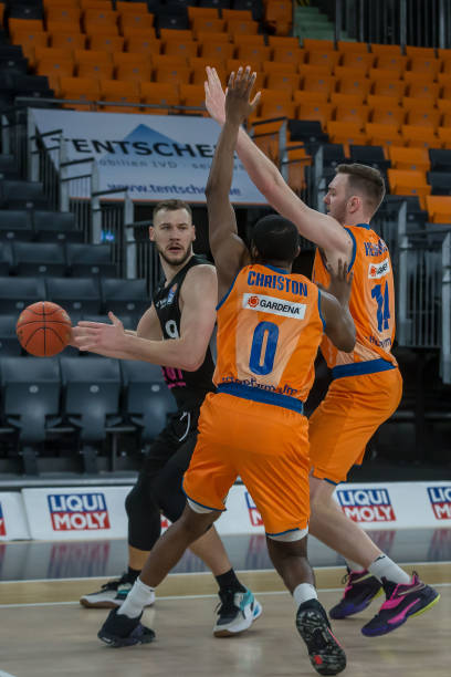 的对战策略 的对战策略